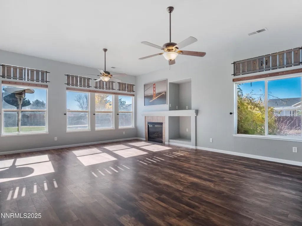 117 Elkhorn Dayton NV 89403