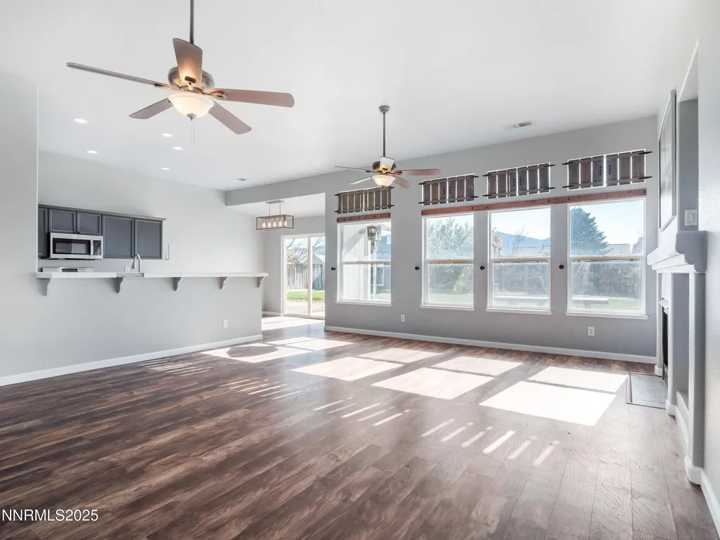 117 Elkhorn Dayton NV 89403