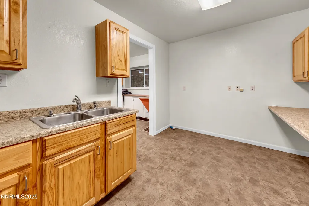 836 5th Reno NV 89503