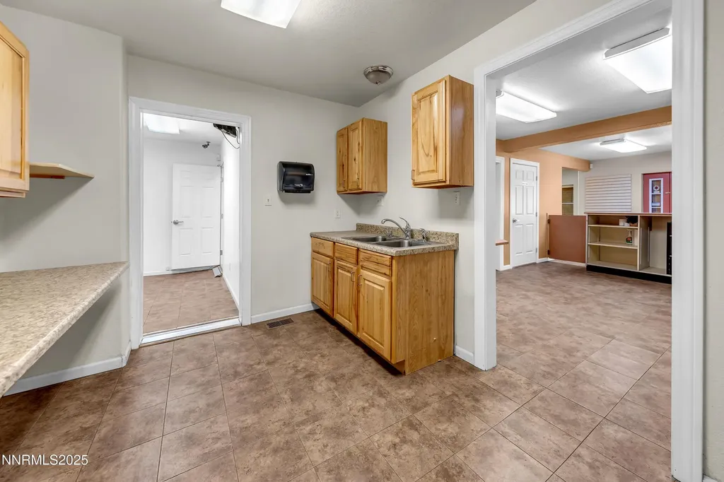 836 5th Reno NV 89503