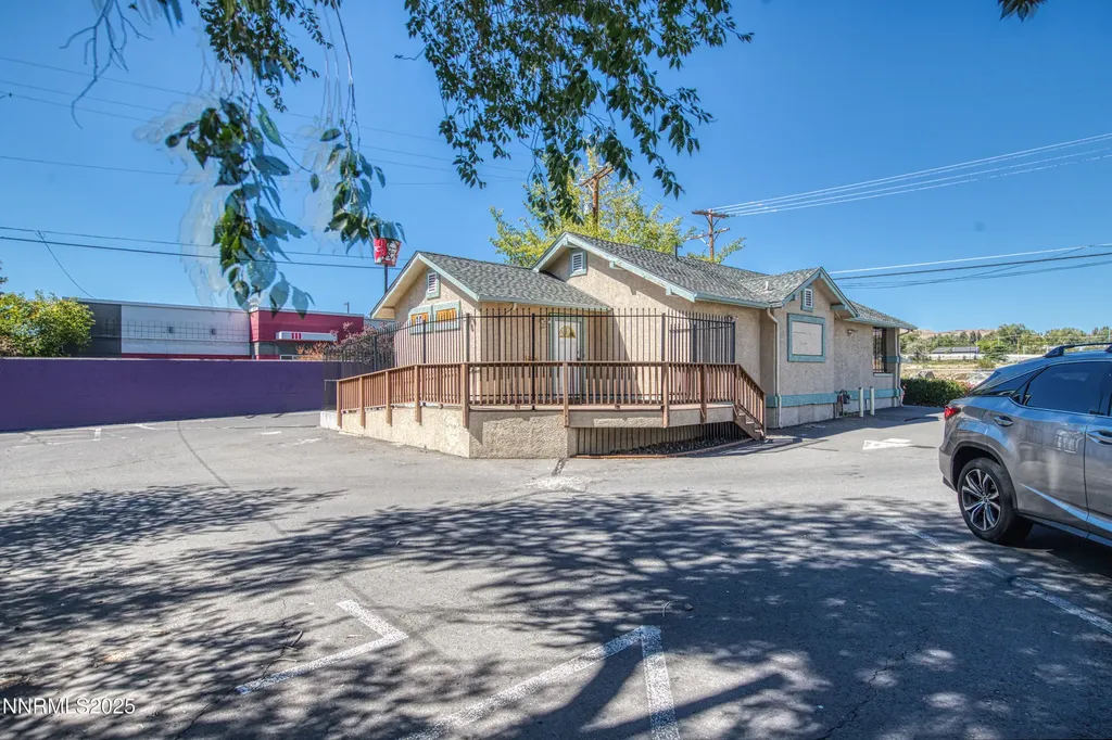 836 5th Reno NV 89503