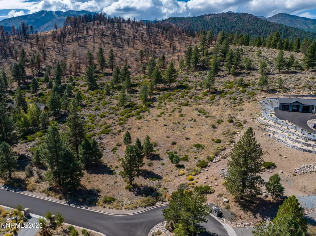 32 Bennington Reno NV 89511