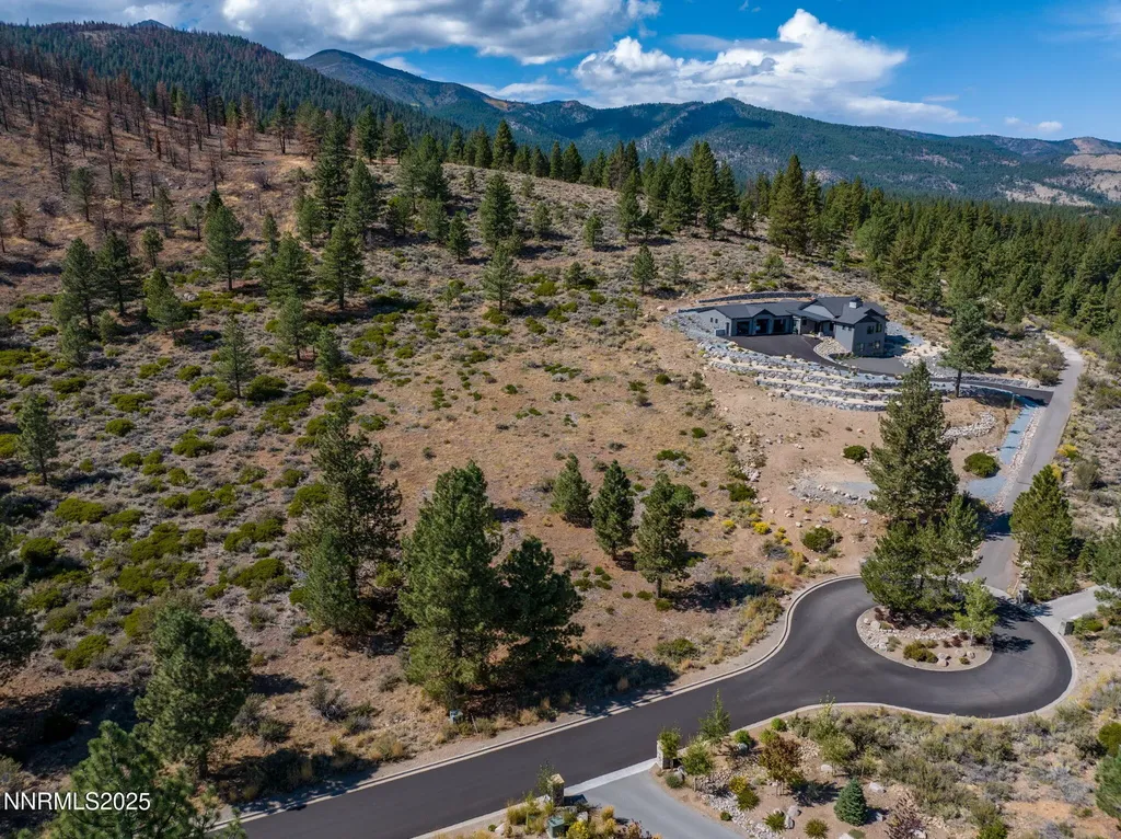 32 Bennington Reno NV 89511