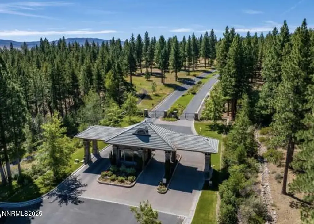 32 Bennington Reno NV 89511