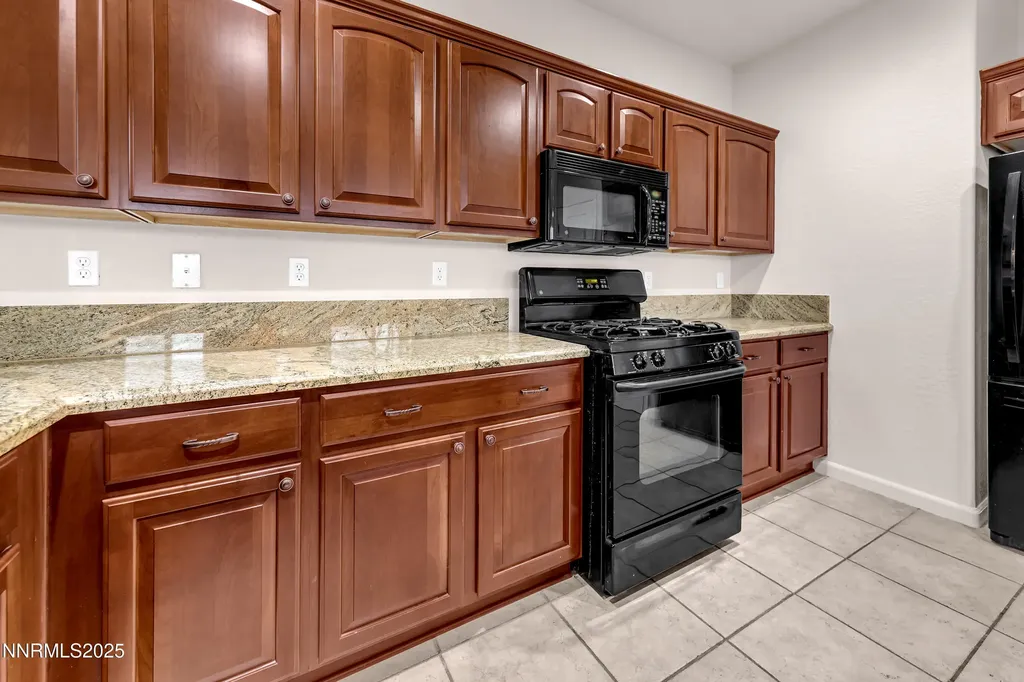 1710 Trailcreek Reno NV 89523