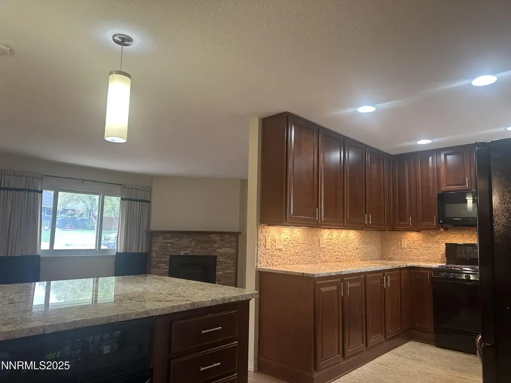 880 Ruby Reno NV 89503