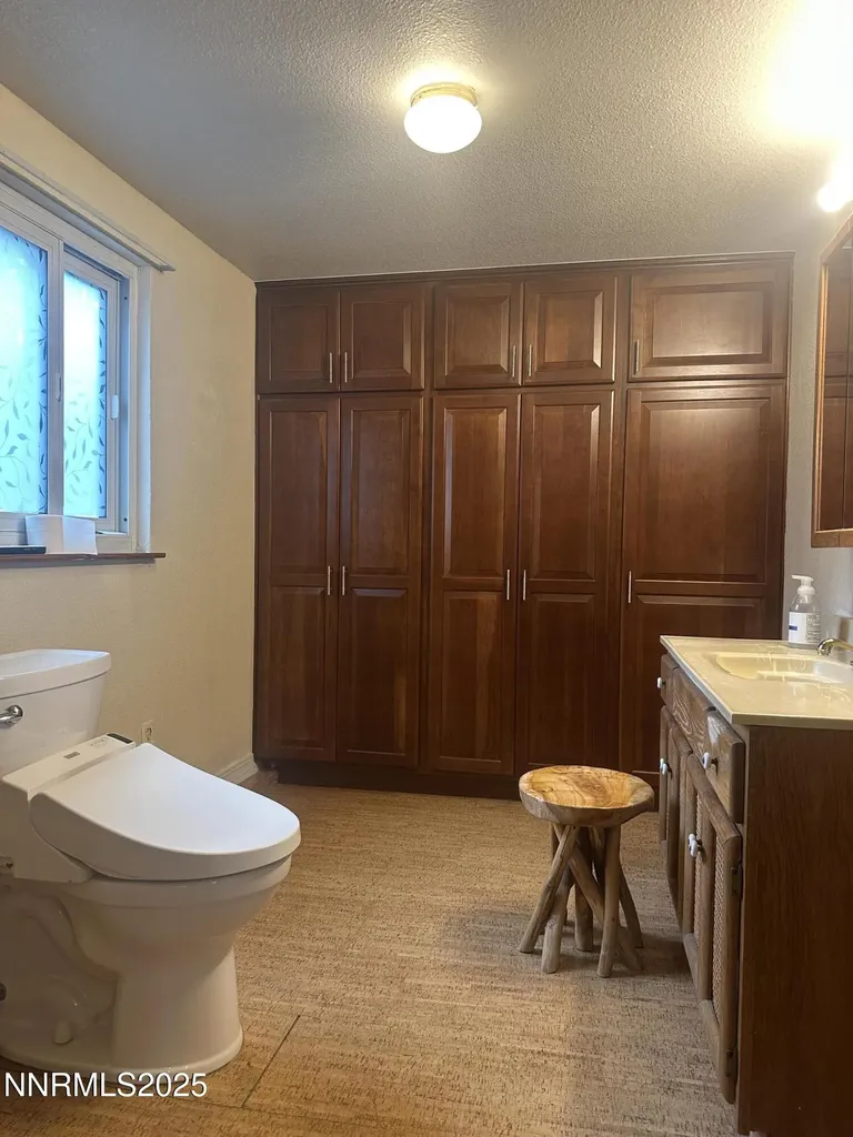 880 Ruby Reno NV 89503
