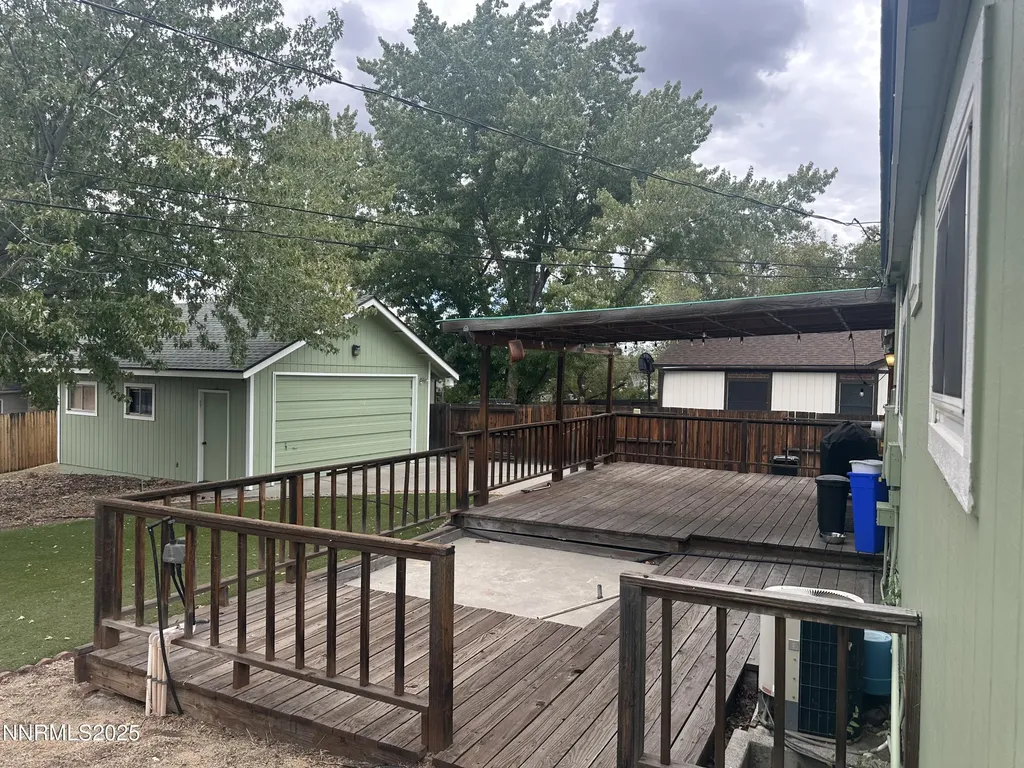 880 Ruby Reno NV 89503