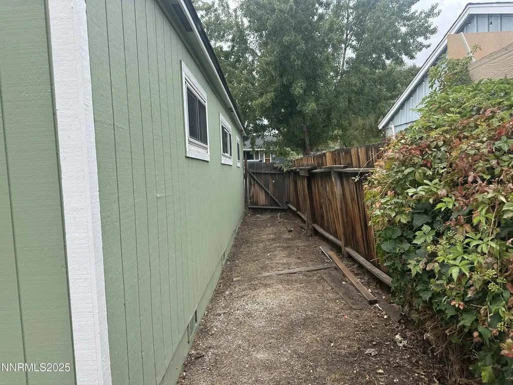 880 Ruby Reno NV 89503