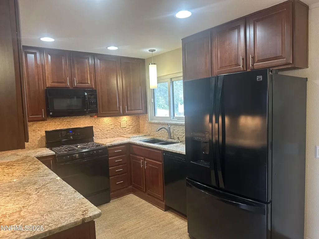 880 Ruby Reno NV 89503