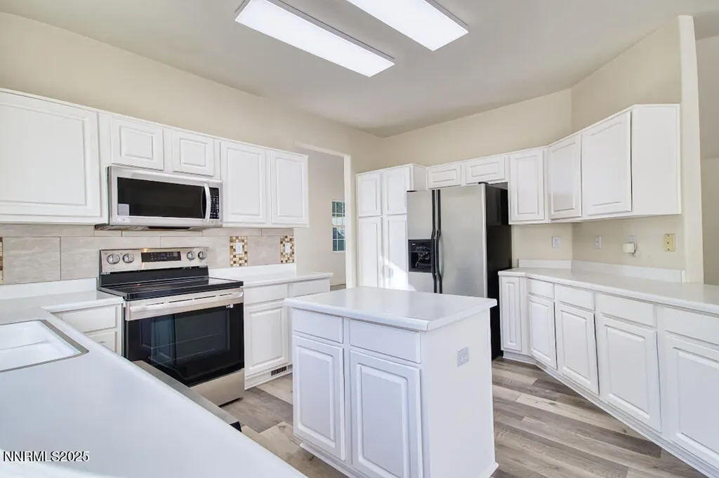 3160 Sky Country Reno NV 89503