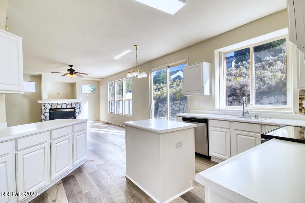 3160 Sky Country Reno NV 89503