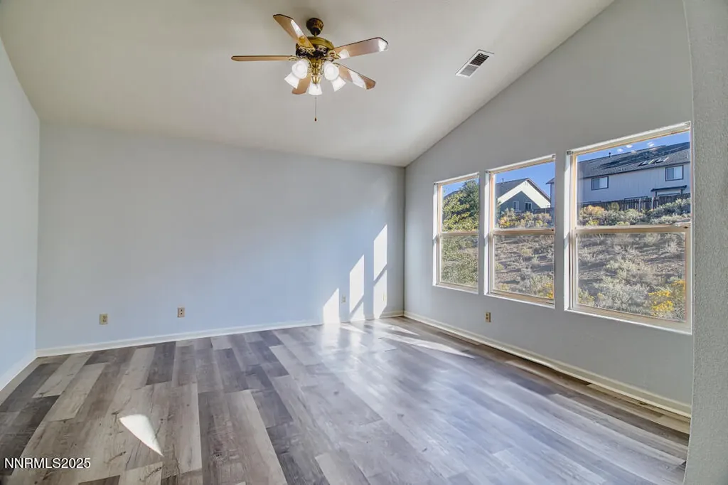 3160 Sky Country Reno NV 89503