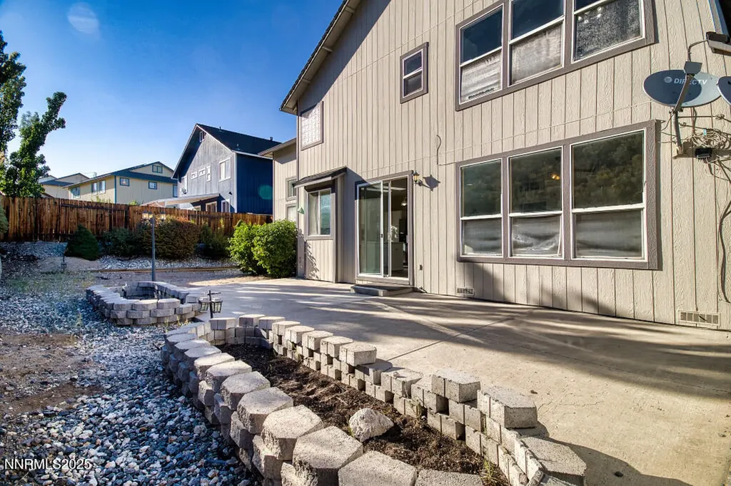 3160 Sky Country Reno NV 89503
