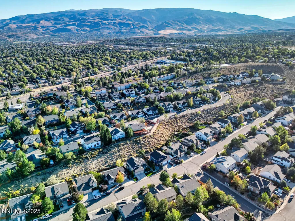 3160 Sky Country Reno NV 89503