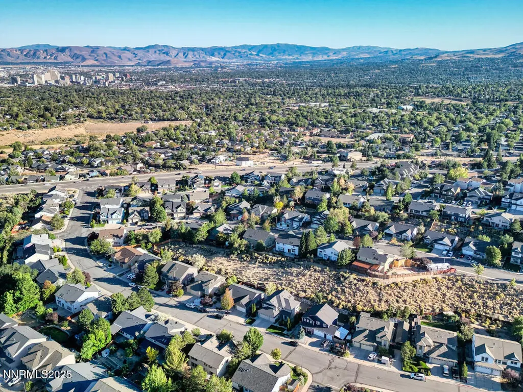 3160 Sky Country Reno NV 89503