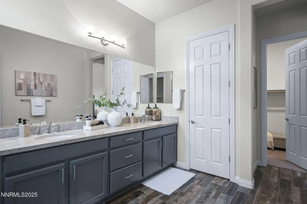 8326 Simsbury Reno NV 89523
