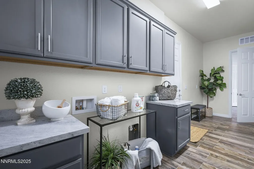 8326 Simsbury Reno NV 89523