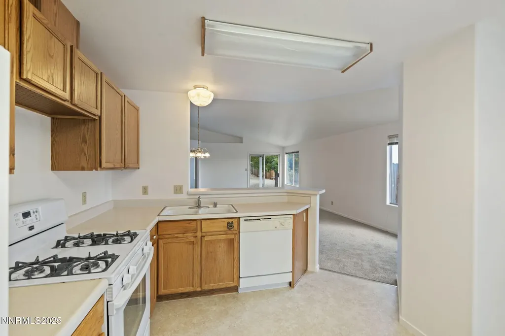 6811 Sonterra Reno NV 89523