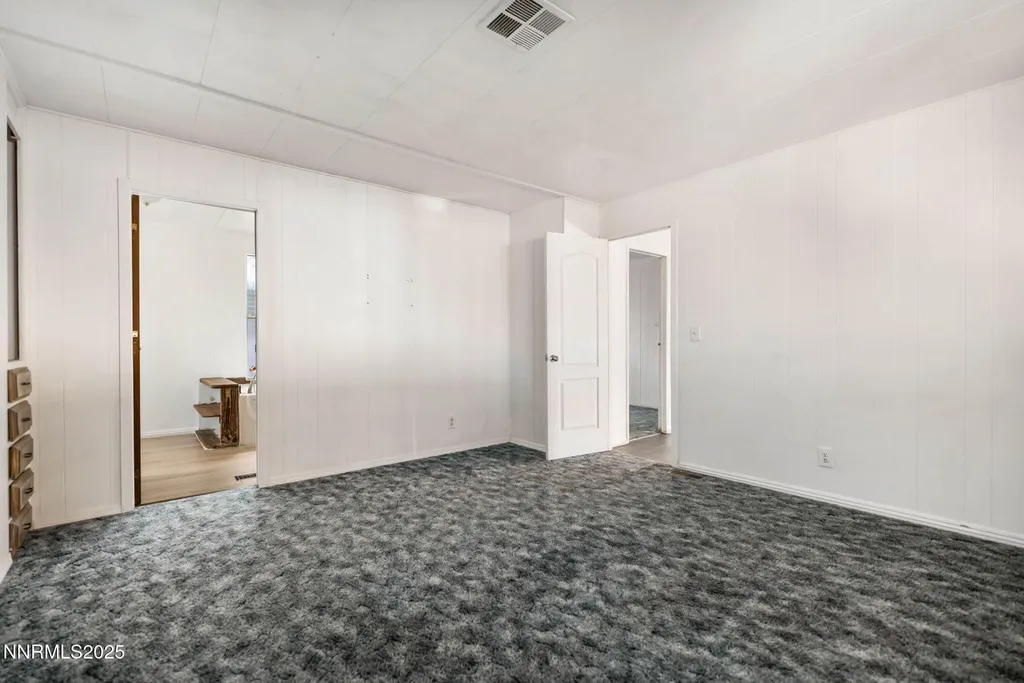 2355 Columbia Carson City NV 89701