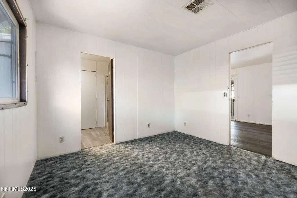 2355 Columbia Carson City NV 89701