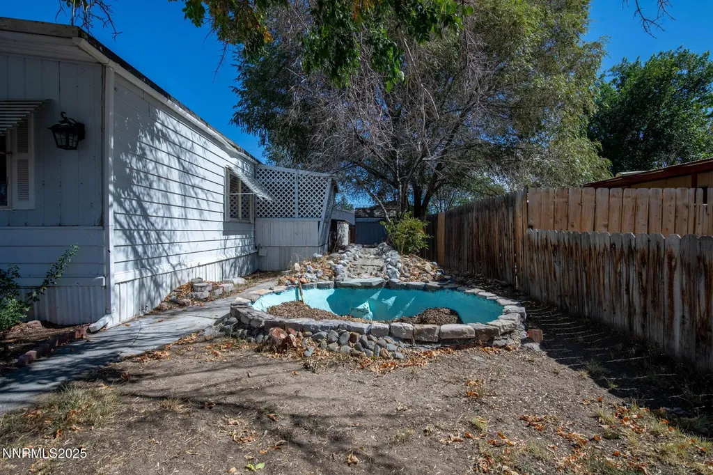 2355 Columbia Carson City NV 89701