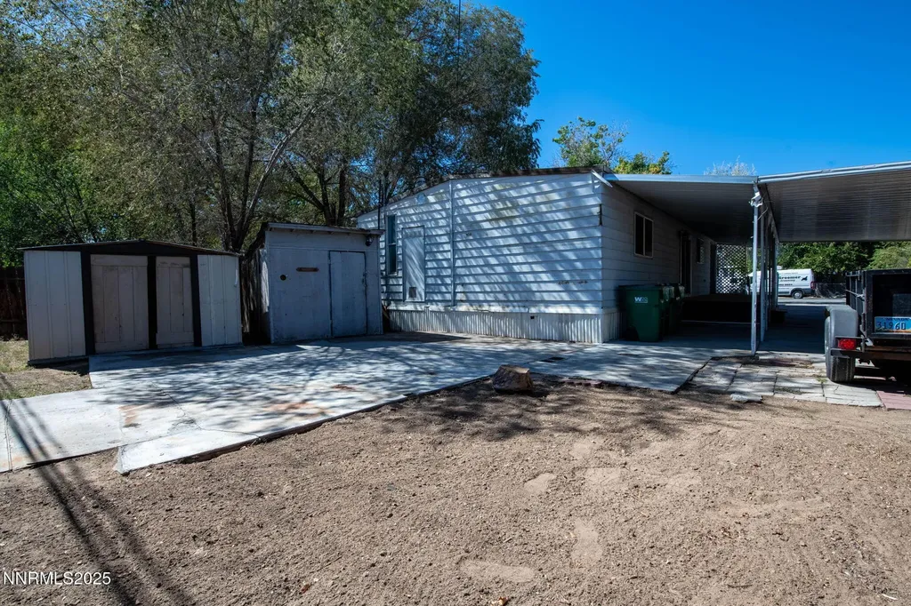 2355 Columbia Carson City NV 89701