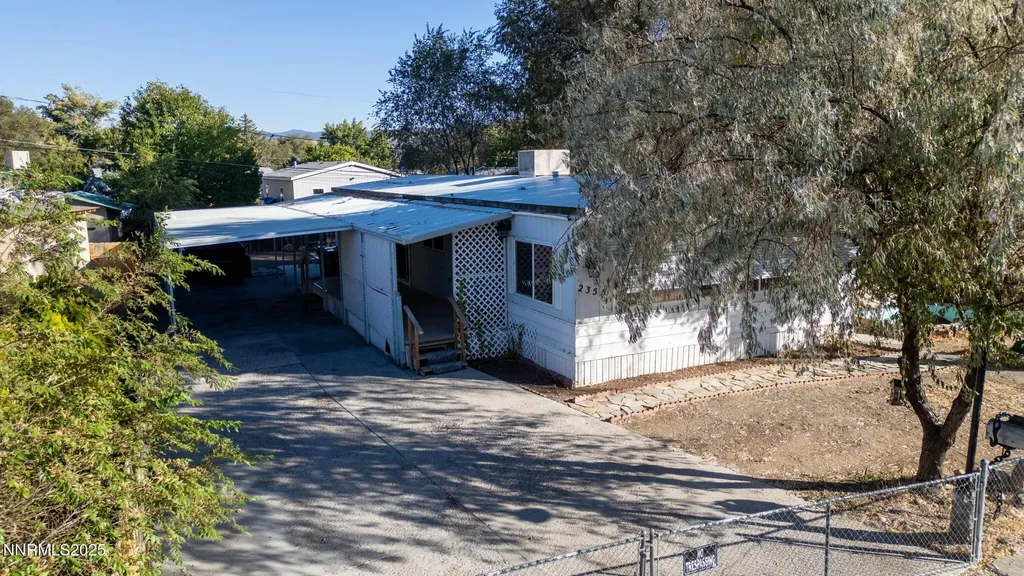 2355 Columbia Carson City NV 89701