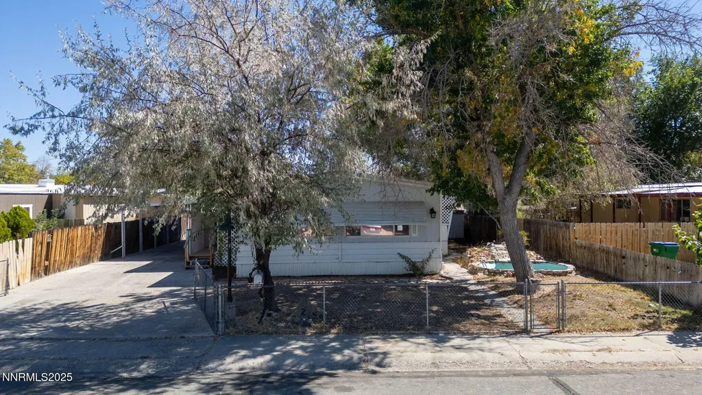 2355 Columbia Carson City NV 89701