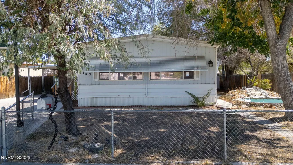 2355 Columbia Carson City NV 89701