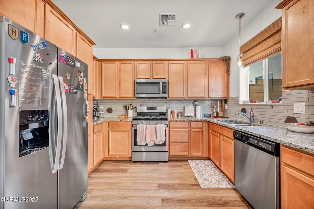 585 Logan Jacob Reno NV 89503