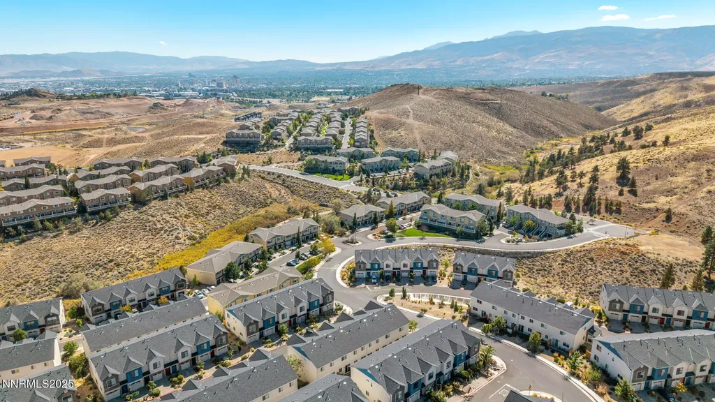 585 Logan Jacob Reno NV 89503
