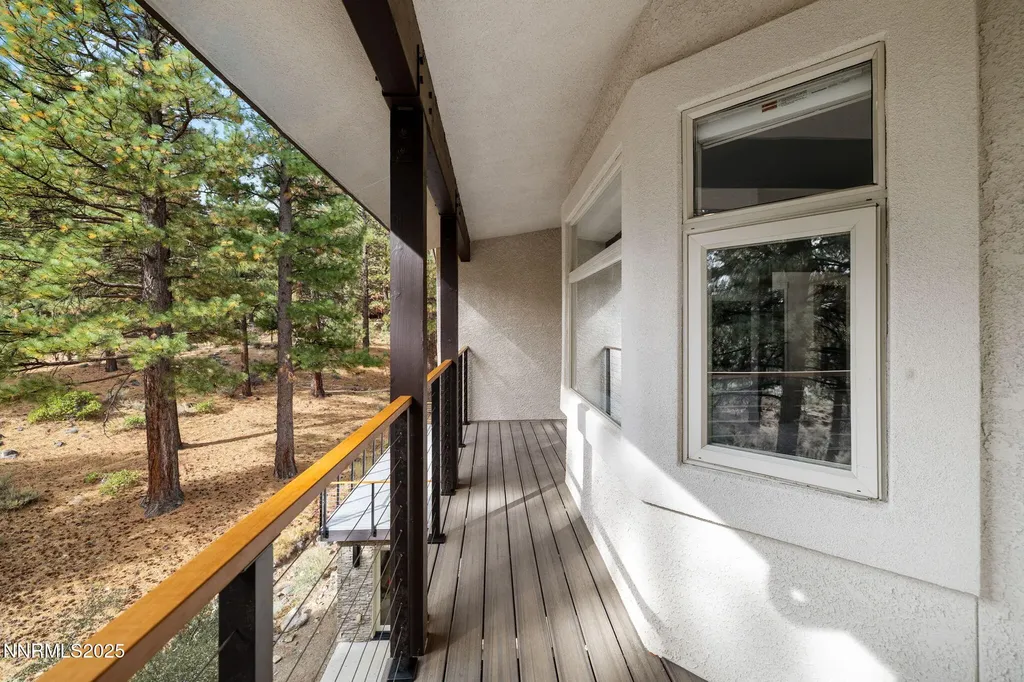16435 Snow Flower Reno NV 89511