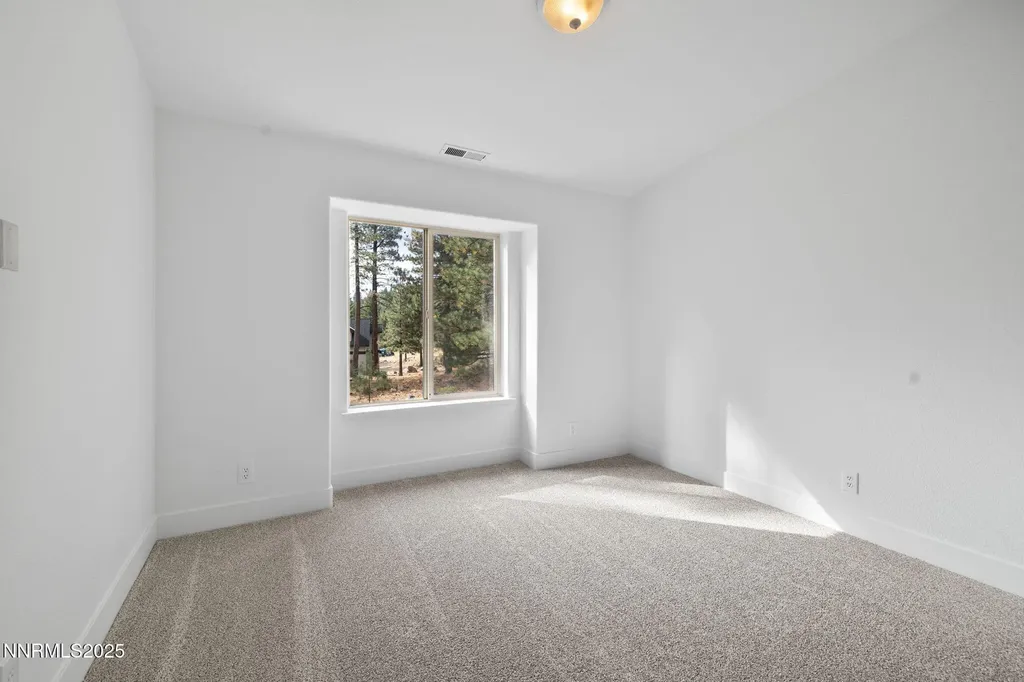 16435 Snow Flower Reno NV 89511