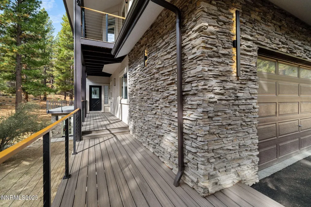 16435 Snow Flower Reno NV 89511
