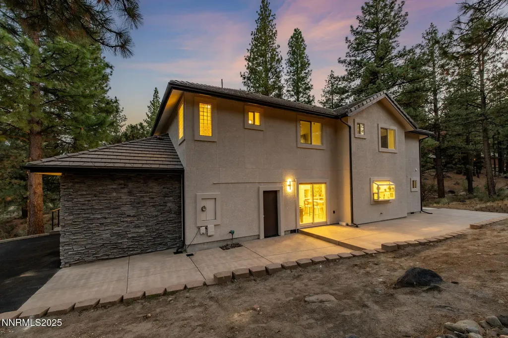 16435 Snow Flower Reno NV 89511