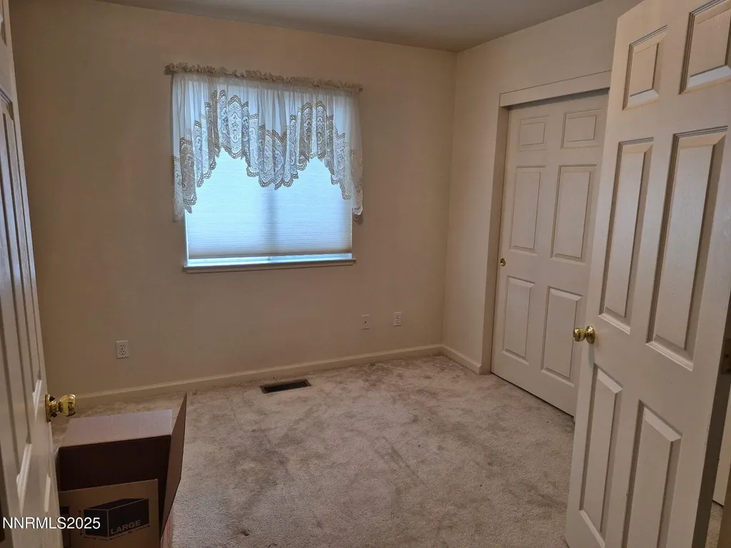 1480 Garden Glen Gardnerville NV 89410