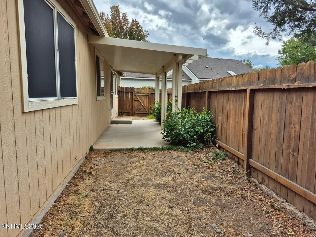 1480 Garden Glen Gardnerville NV 89410