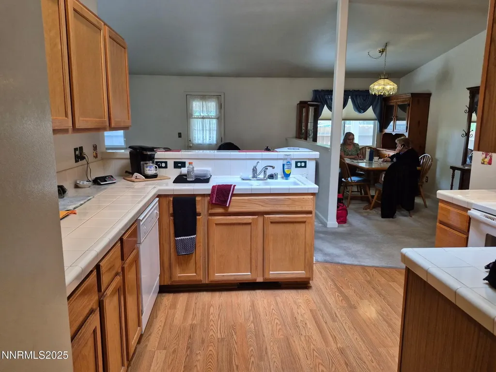 1480 Garden Glen Gardnerville NV 89410