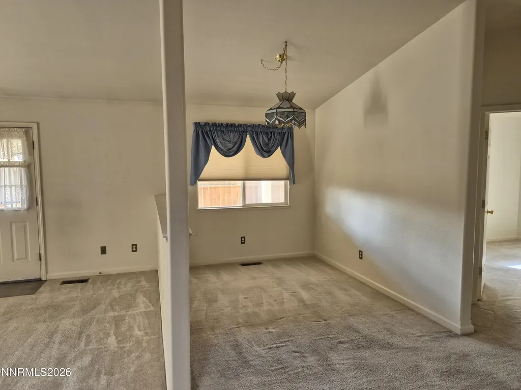 1480 Garden Glen Gardnerville NV 89410