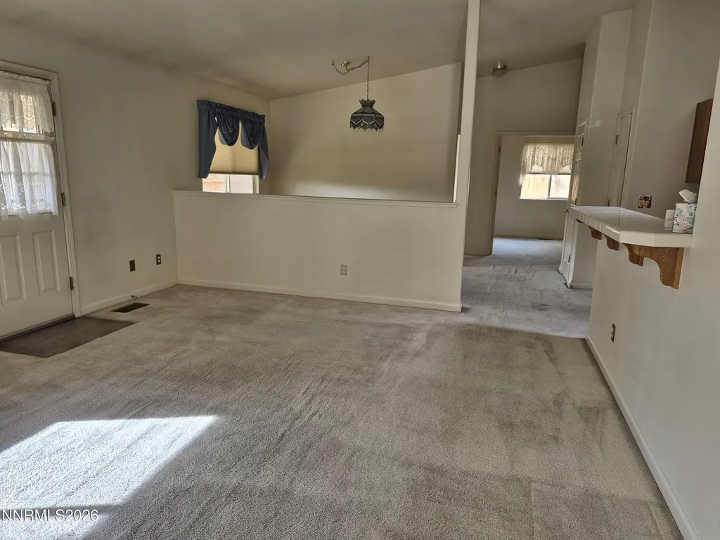 1480 Garden Glen Gardnerville NV 89410
