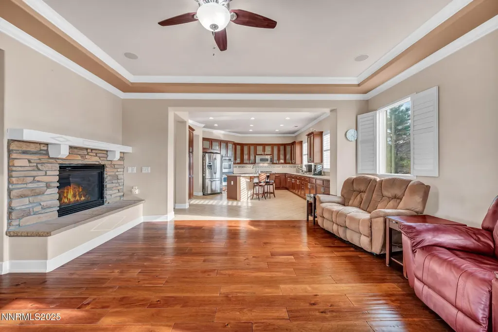 415 Sunset Springs Sparks NV 89441