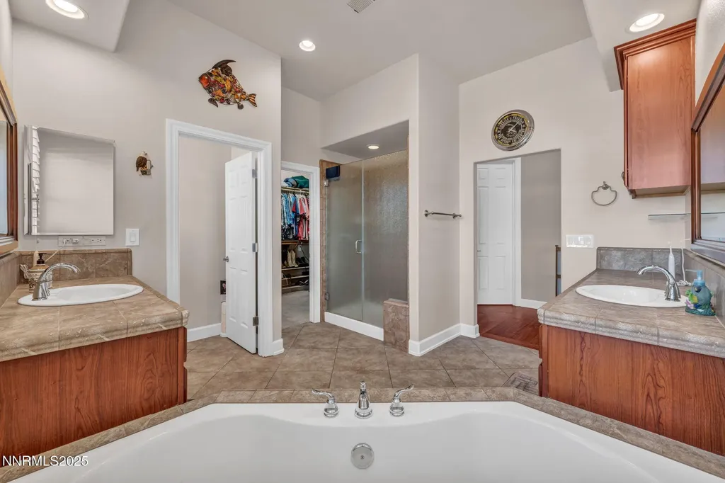 415 Sunset Springs Sparks NV 89441