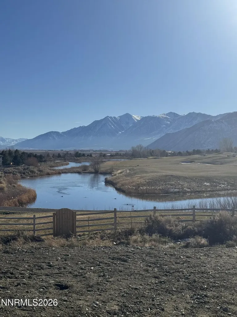 517 Cottontail Genoa NV 89411