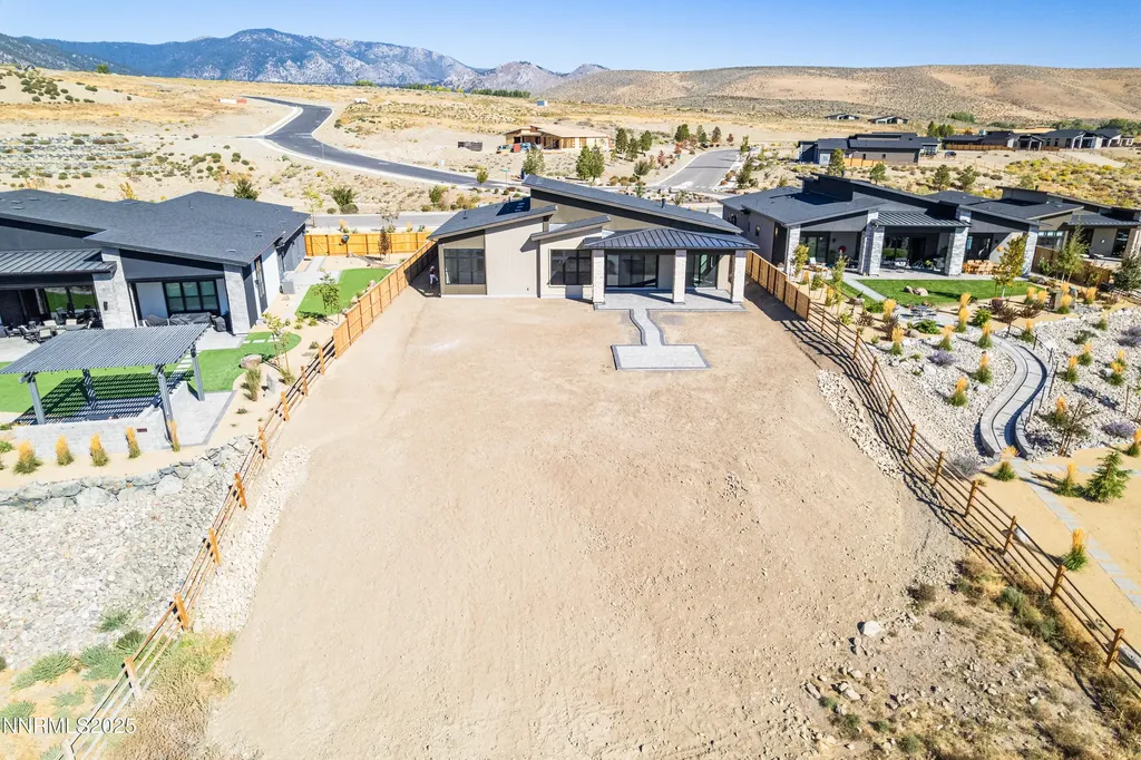 517 Cottontail Genoa NV 89411