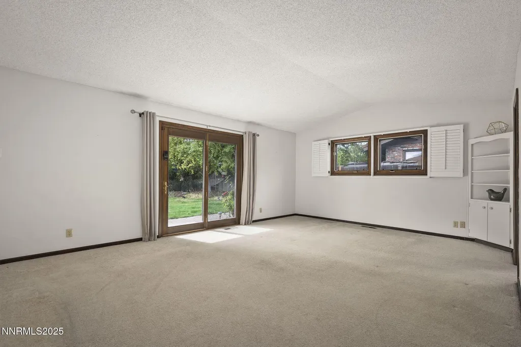 2240 Plumb Reno NV 89509