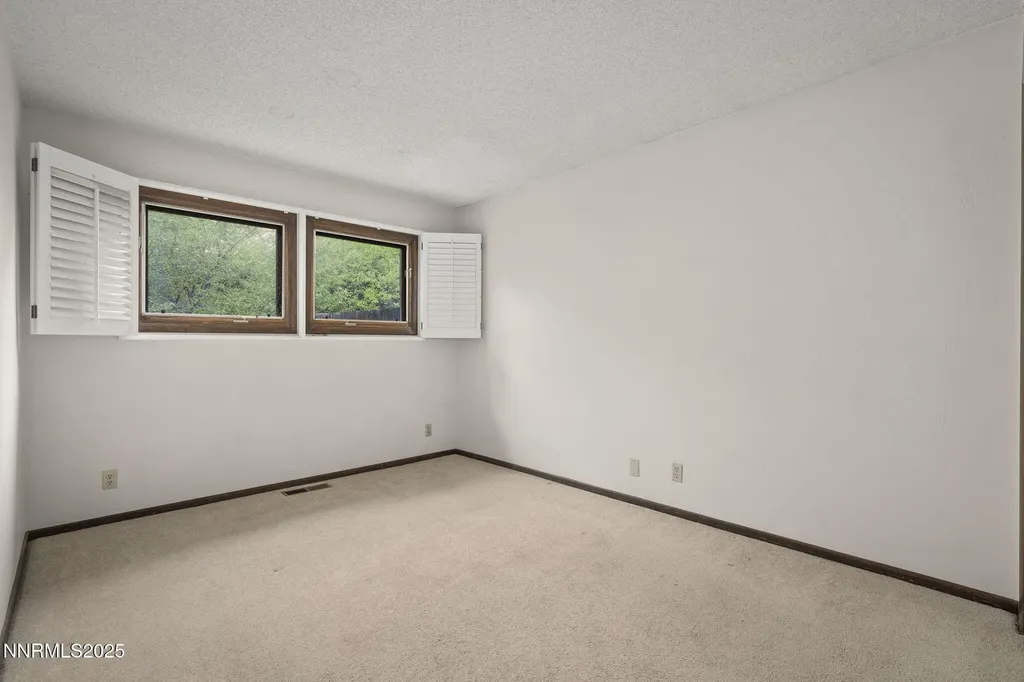 2240 Plumb Reno NV 89509
