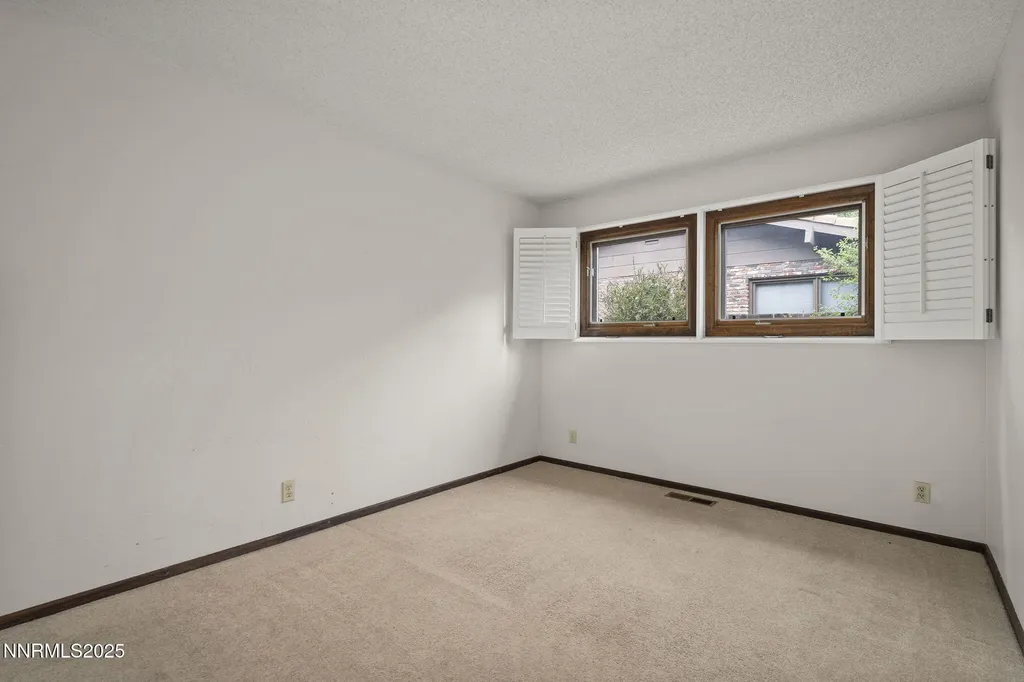 2240 Plumb Reno NV 89509