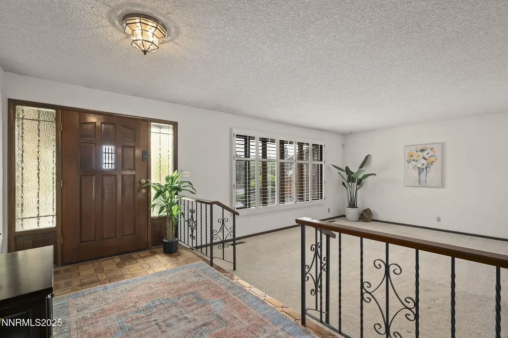 2240 Plumb Reno NV 89509