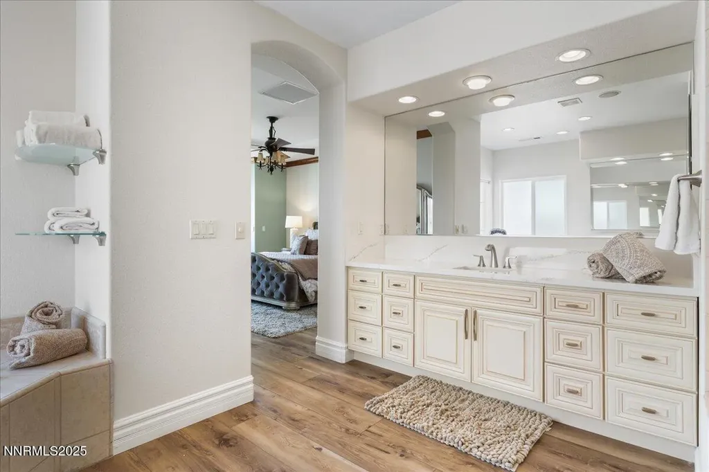 6080 Cour Saint Michelle Reno NV 89511